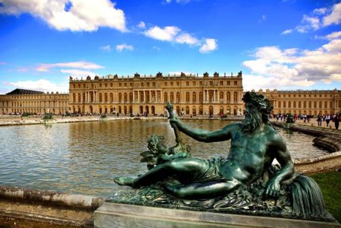 Versailles Château and Gardens Walking Tour - Fountain shows and Musical Gardens days