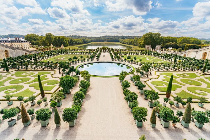 Versailles Full Tour: Palace, Gardens & Marie-Antoinette’s Estate - Why this Versailles tour covers more than most visits