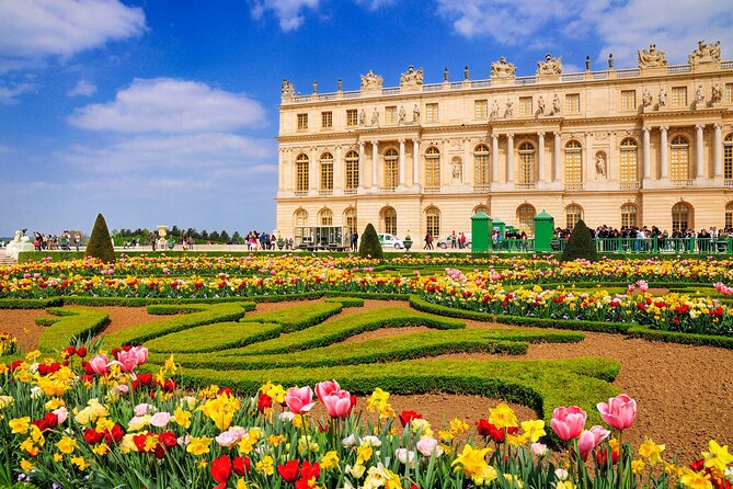 Versailles Gardens Walking Tour with Audioguide (no tickets) - The Grand Canal and the scale of Versailles