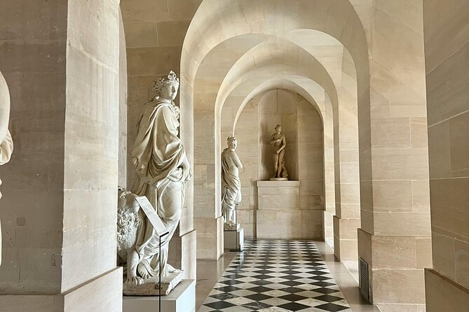 Versailles Golf Cart Tour | Palace and Gardens - Entering the Palace of Versailles