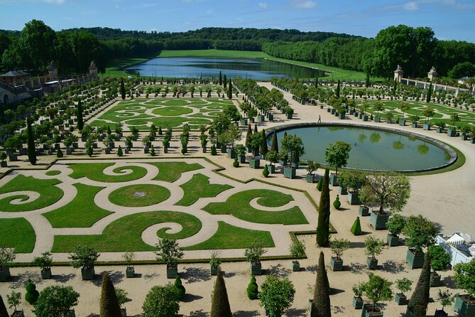 Versailles Golf Cart Tour | Palace and Gardens - The Hall of Mirrors and its political drama