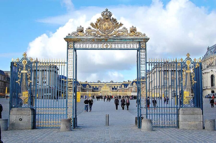 Versailles Grand Tour: Gardens & Palace Exploration - Key points to know before booking