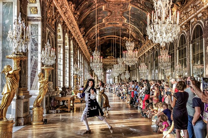 Versailles Half Day Private Tour Trianons & Gardens Included - The gardens, Trianons, and the Queen’s hamlet