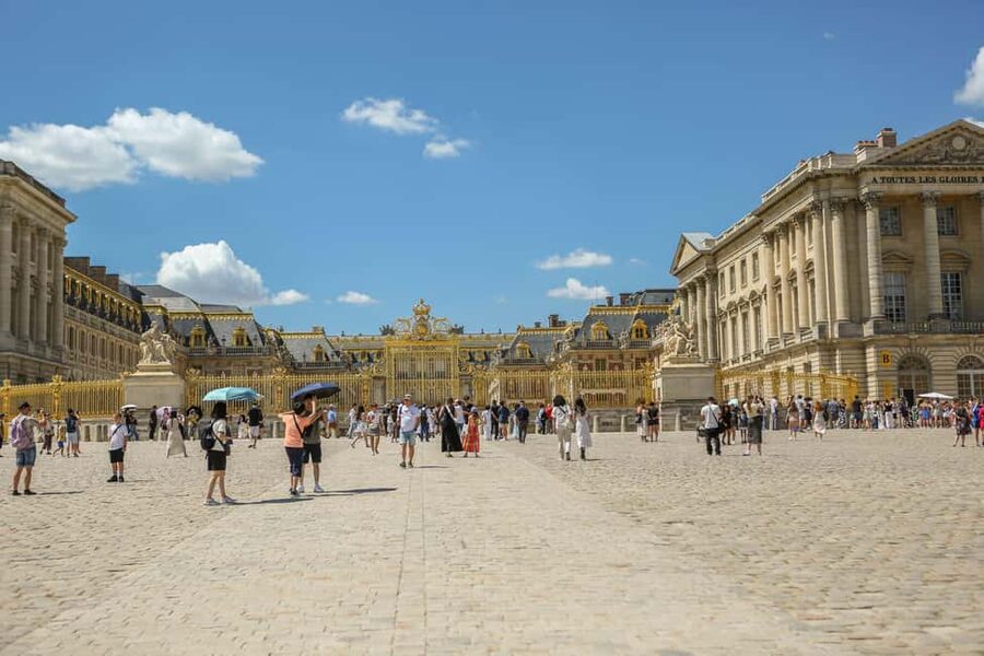 Versailles Palace and Gardens Entry with Seine river Cruise - What this Versailles and Seine combination really offers