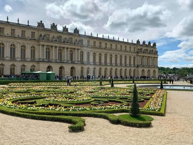 Versailles Palace & Garden Tour in Van from Paris with Entry - Crowds, Timing, and the 9:30 Entry