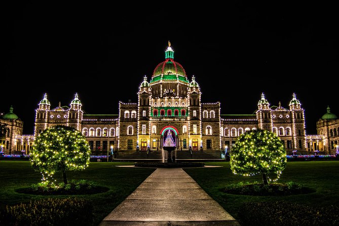 Victoria and Butchart Gardens Christmas Tour - Two hours around Victoria’s Inner Harbour