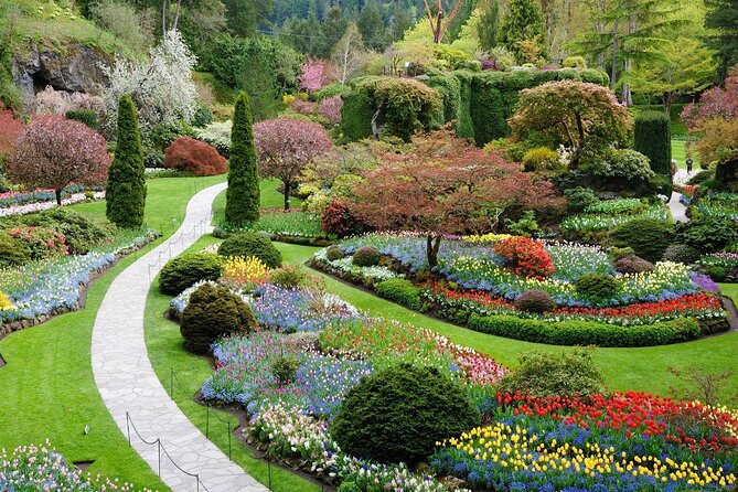 Victoria & Butchart Gardens Tour with Ferry from Vancouver - Key things to know before booking