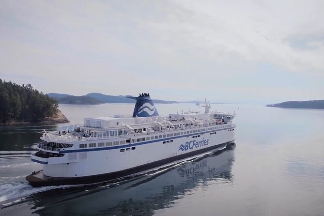 Victoria & Butchart Gardens Tour with Gulf Island Ferry - The 8:00 a.m. meeting in downtown Vancouver
