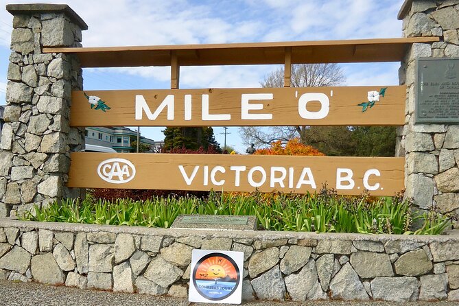 Victoria Private Tour Visiting City and Butchart Gardens - A panoramic look at Victoria’s historic centre
