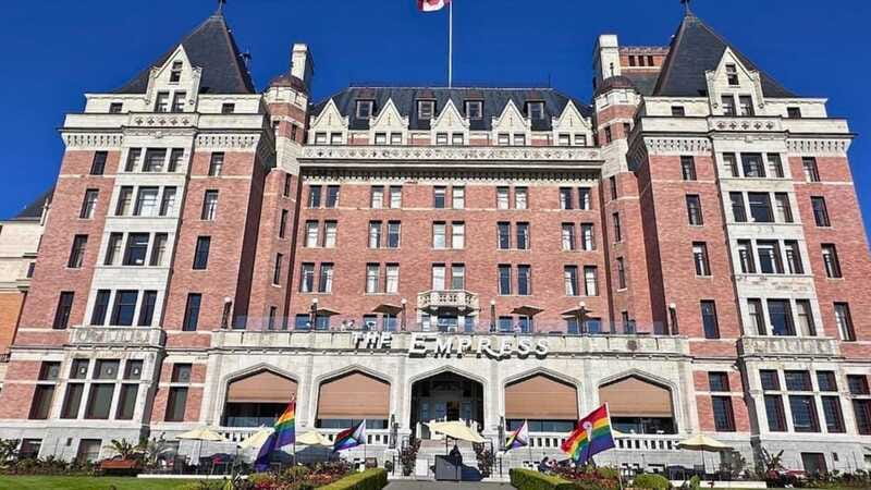 Victoria’s Butchart Gardens & City Highlights Private Tour - Victoria’s Inner Harbour and the gold rush connection