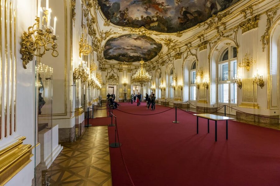 Vienna: Skip-the-Line Schönbrunn Palace and Gardens Tour - Walking through the Schönbrunn Gardens