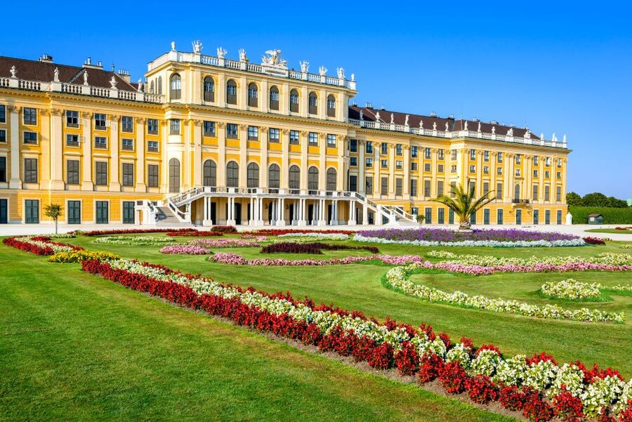 Vienna: Skip-the-Line Schönbrunn Palace & Gardens Tour - Practical limits you should know