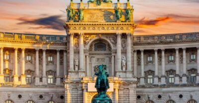 Skip-the-Line Sisi Museum, Hofburg and Gardens Tour