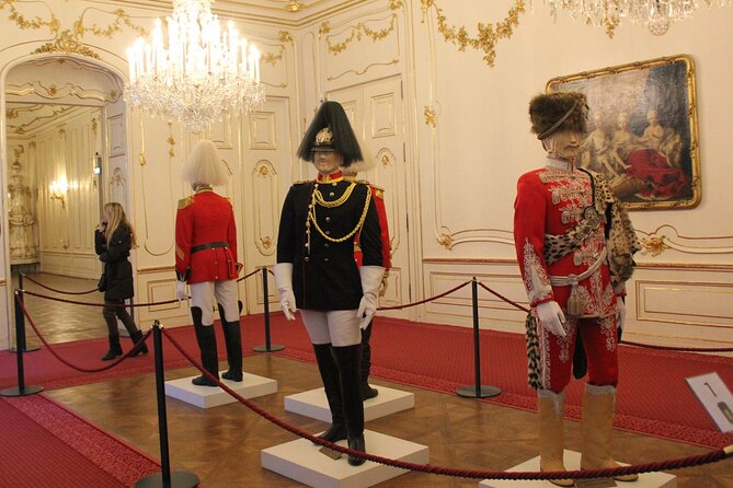 Vienna Skip-The-Line to Hofburg Palace, Sisi Museum and Gardens - How the audio guide changes the visit