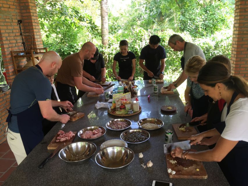 Viet Garden Cooking Class (Countryside and Market tour) - Mat weaving, baking, and the work behind everyday food
