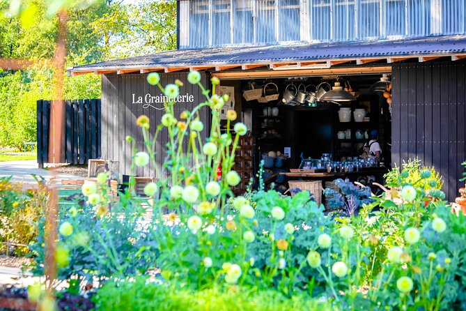 Visit of the Extraordinary Garden in La Roche sur Yon - Workshops, presentations, and meeting the gardening team