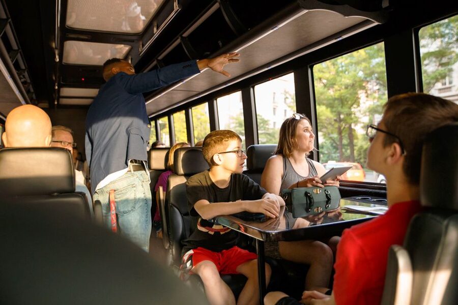 Washington: Cherry Blossom Tour - Starting at the U.S. Navy Memorial