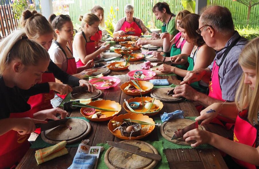We Cook Thai Home Garden Cooking School - Mam’s home cooking school and garden setting