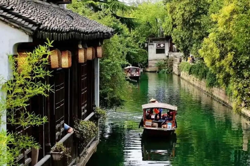 Yu Garden, Old Street, Bund & Zhujiajiao Water Town Bus Tour - Why this $60 day works in Shanghai